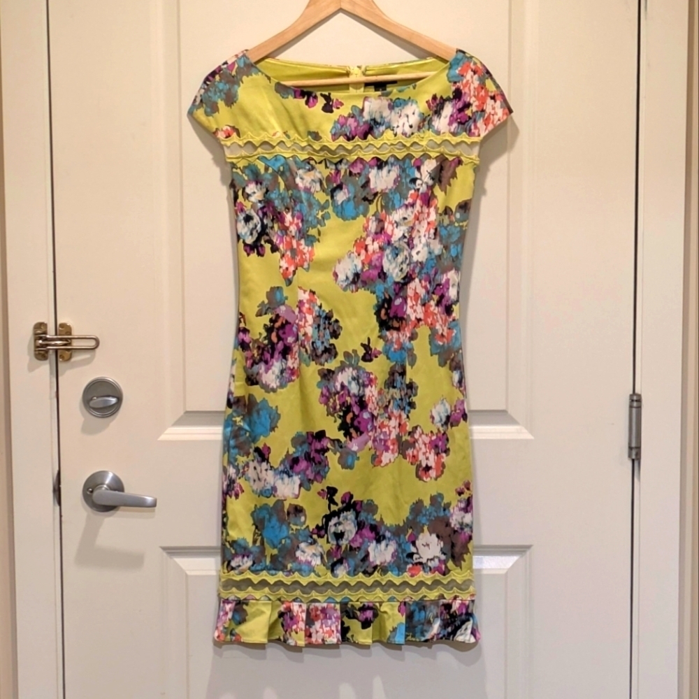 EUC Harry Who 8 Assym Chartreuse Silk Floral Dress with Ruffle Trim